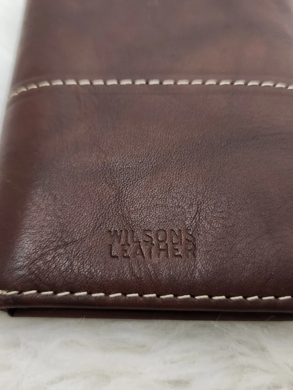 Wilson's Leather Mens Trifold Pocket Wallet